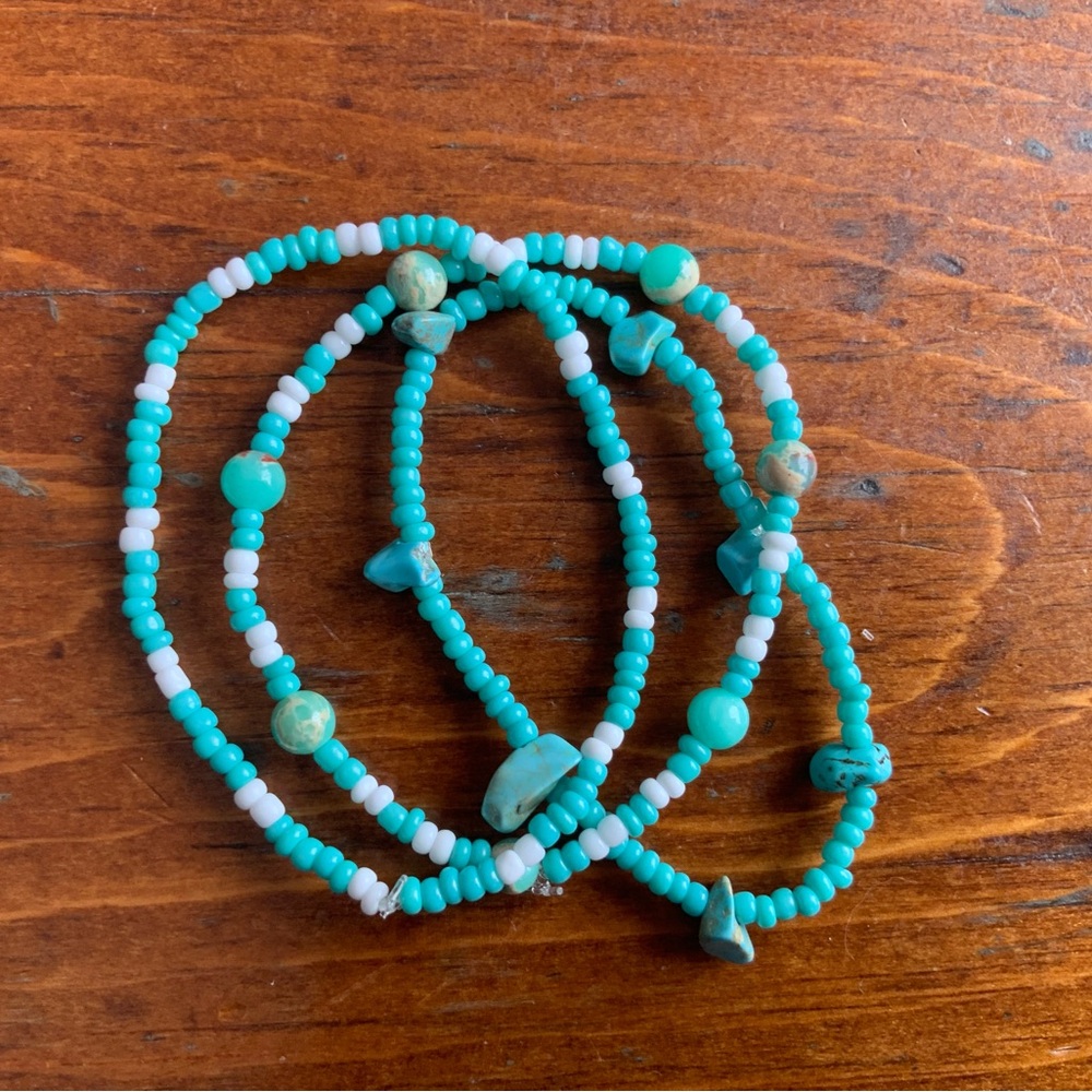 Turquoise and White Beaded Bracelet Set
